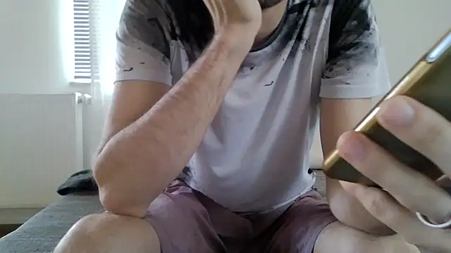 Snapshot of XLBarehengst chatting on September 14, 2025, 1:21 pm XLBarehengst online show from September 14, 2025, 1:21 pm