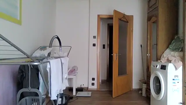 Snapshot of XLBarehengst chatting on September 28, 2025, 10:20 am XLBarehengst online show from September 28, 2025, 10:20 am