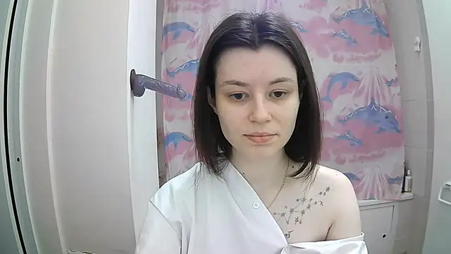 EdlinEngelby online show from October 12, 2025, 1:43 pm