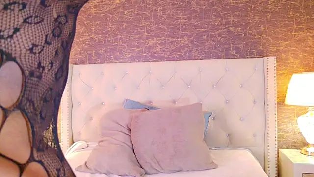 kaylie mitchel online show from February 17, 2026, 10:49 pm