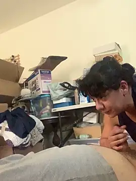 shakeweight online show from October 1, 2025, 6:03 pm