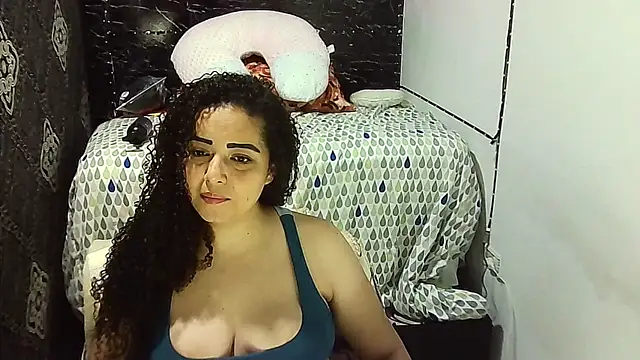 Snapshot of _naughty_milf chatting on October 27, 2025, 1:31 am naughty milf online show from October 27, 2025, 1:31 am