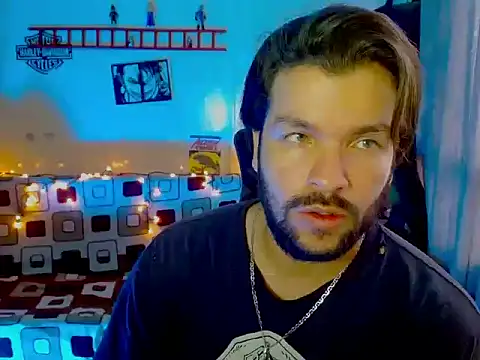 Snapshot of cortelioni_massimo_ chatting on February 18, 2026, 9:44 pm cortelioni massimo online show from February 18, 2026, 9:44 pm