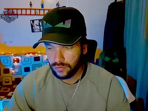 Snapshot of cortelioni_massimo_ chatting on February 22, 2026, 2:02 am cortelioni massimo online show from February 22, 2026, 2:02 am