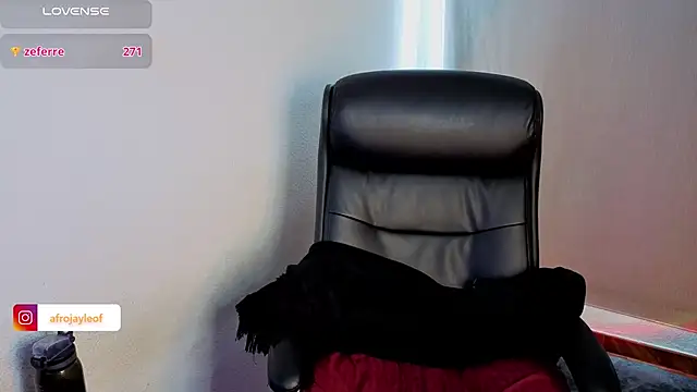 Snapshot of afro_jayleof chatting on October 12, 2025, 2:49 pm afro jayleof online show from October 12, 2025, 2:49 pm