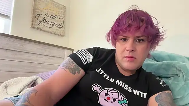 Julietserenity online show from October 21, 2025, 5:24 pm