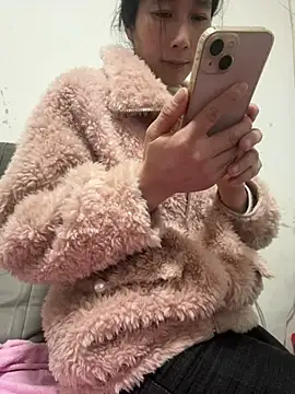 crhong666 online show from March 1, 2026, 1:07 am