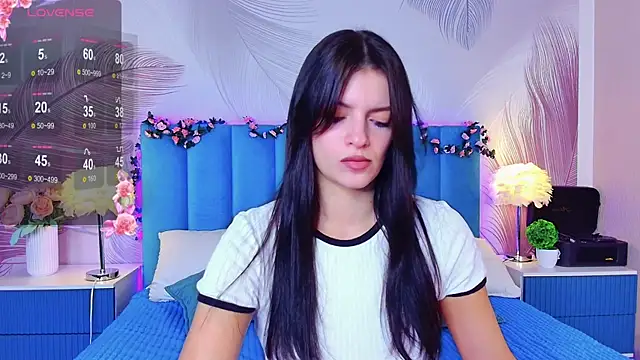 kimberlyy77 online show from October 12, 2025, 6:34 am