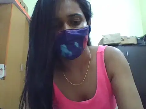 Snapshot of Curvyqueenz chatting on December 19, 2025, 5:53 pm Curvyqueenz online show from December 19, 2025, 5:53 pm