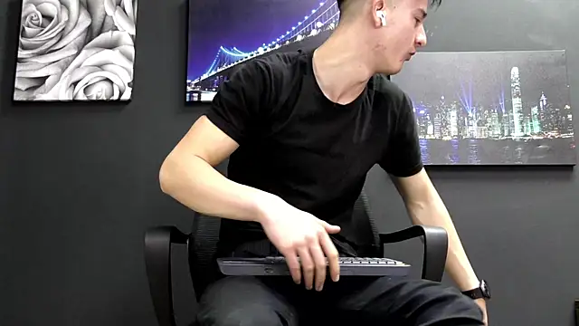 SirReed online show from December 17, 2025, 9:59 am