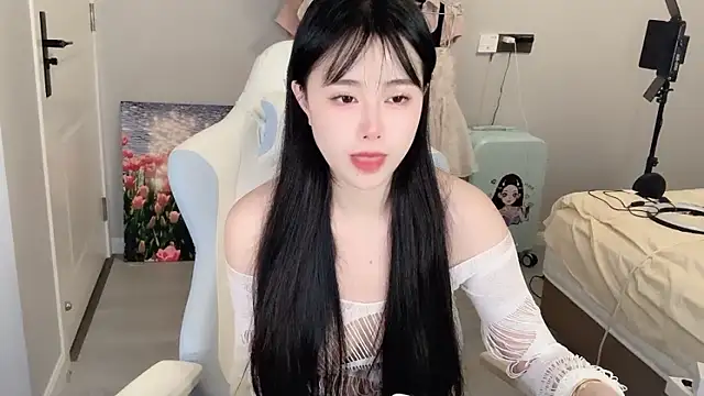 Sheepoooooooo online show from September 27, 2025, 7:24 am