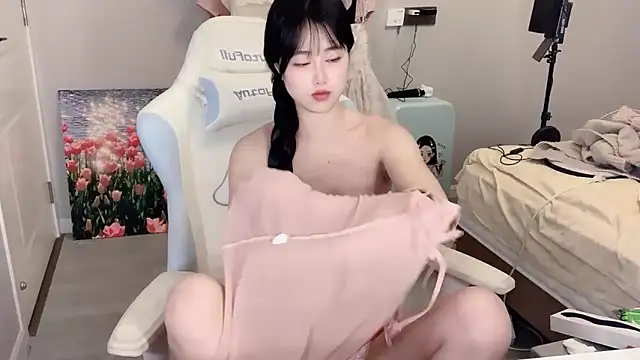 Sheepoooooooo online show from September 30, 2025, 6:29 am