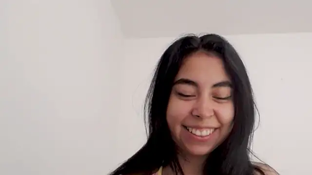 lily robertss  online show from February 24, 2026, 2:59 pm