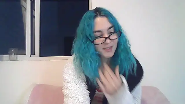 peetitefairy online show from October 15, 2025, 4:12 am