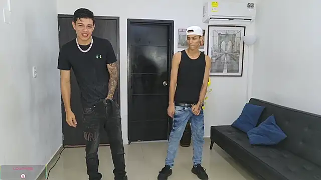 Playhardsex  online show from April 22, 2026, 11:06 pm