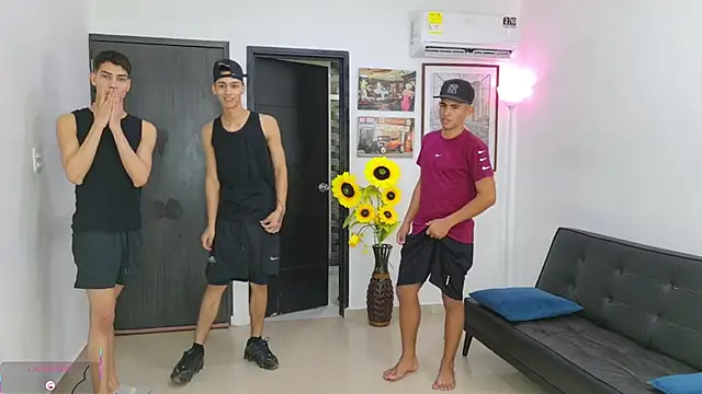 Playhardsex  online show from May 7, 2026, 10:59 pm