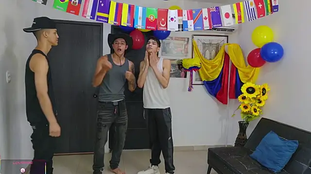 Playhardsex  online show from June 26, 2026, 10:47 pm