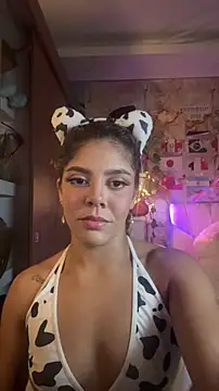 hannachris- online show from June 25, 2026, 9:52 pm