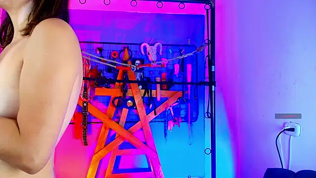 Snapshot of Misstresss_aurora_bdsm chatting on November 11, 2025, 3:12 pm Misstresss aurora bdsm online show from November 11, 2025, 3:12 pm