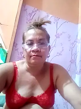 Snapshot of vickyhot1966 chatting on October 24, 2025, 1:18 pm vickyhot1966 online show from October 24, 2025, 1:18 pm