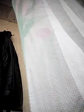 Snapshot of Dung-Thao19 chatting on November 6, 2025, 10:54 pm Dung-Thao19 online show from November 6, 2025, 10:54 pm