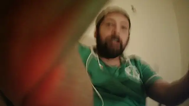 Snapshot of Big_Bi_Cub chatting on November 16, 2025, 12:49 am Big Bi Cub online show from November 16, 2025, 12:49 am