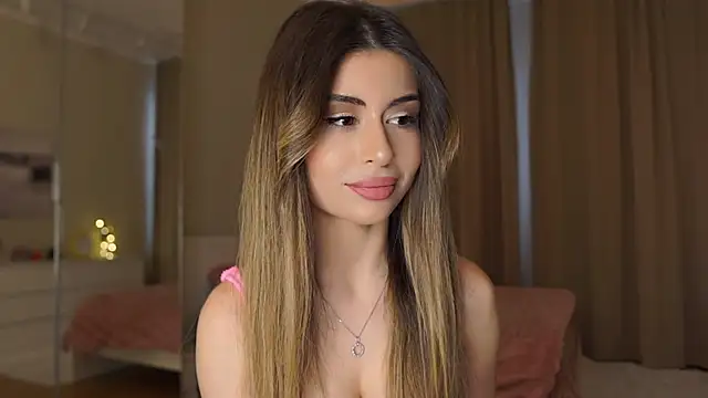 GeorginaHarn online show from February 22, 2026, 8:13 am