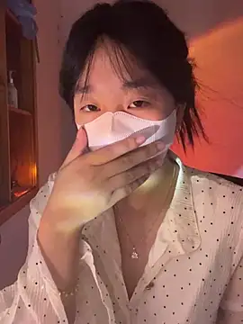 chuppy03 online show from September 19, 2025, 4:07 pm