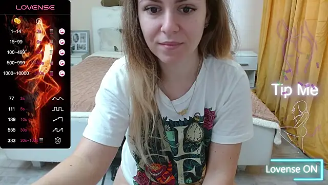 Snapshot of Daddyisssues1 chatting on October 21, 2025, 6:14 am Daddyisssues1 online show from October 21, 2025, 6:14 am