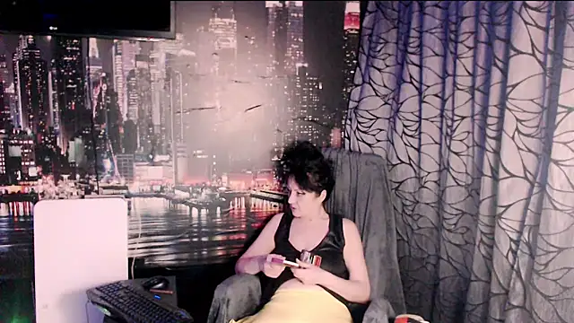 AMOURSWEET2025 online show from April 2, 2026, 7:00 pm