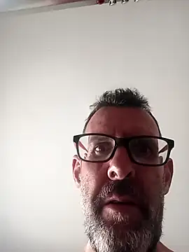 gigolobcn online show from April 1, 2026, 12:50 pm