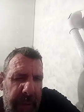 gigolobcn online show from April 9, 2026, 2:33 am