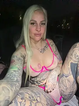 CoraDiamond online show from February 14, 2026, 5:32 pm