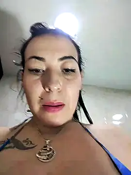 Snapshot of angelicroose2 chatting on November 3, 2025, 11:15 pm angelicroose2 online show from November 3, 2025, 11:15 pm