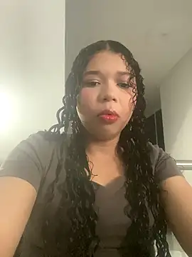 Snapshot of STEFANY_MOLL chatting on October 20, 2025, 2:39 pm STEFANY MOLL online show from October 20, 2025, 2:39 pm