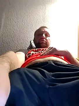 Brutalle88 online show from October 16, 2025, 5:03 pm