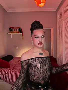 Snapshot of lacattiva chatting on February 18, 2026, 4:41 am lacattiva online show from February 18, 2026, 4:41 am