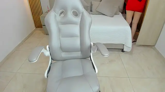 Keisha jalal online show from November 4, 2025, 7:24 pm