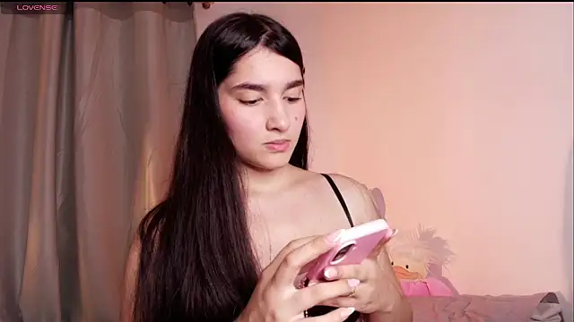 dulceangel   online show from November 12, 2025, 4:46 am