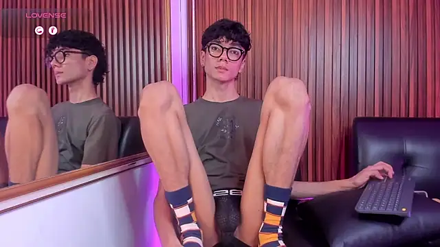 Snapshot of Phillicious__ chatting on February 1, 2026, 6:34 am Phillicious online show from February 1, 2026, 6:34 am