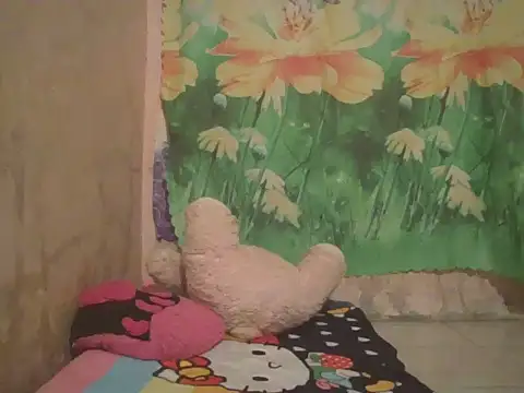 Snapshot of sexymorenal18 chatting on September 24, 2025, 9:12 am sexymorenal18 online show from September 24, 2025, 9:12 am