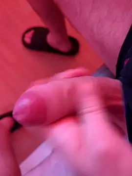 Snapshot of Silver_Power chatting on December 22, 2025, 8:00 am Silver Power online show from December 22, 2025, 8:00 am