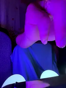 Snapshot of GirThyDock chatting on October 21, 2025, 12:17 pm GirThyDock online show from October 21, 2025, 12:17 pm