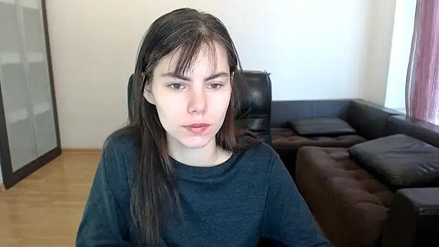 Snapshot of AmelieReve chatting on November 7, 2025, 10:37 am AmelieReve online show from November 7, 2025, 10:37 am