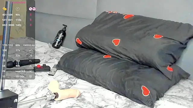 DiaDavidson online show from April 8, 2026, 5:40 am