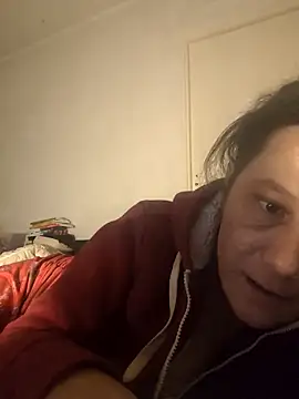 zeousseelphie online show from September 16, 2025, 7:15 pm