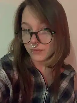 VesnaCrystal online show from March 16, 2026, 10:36 pm