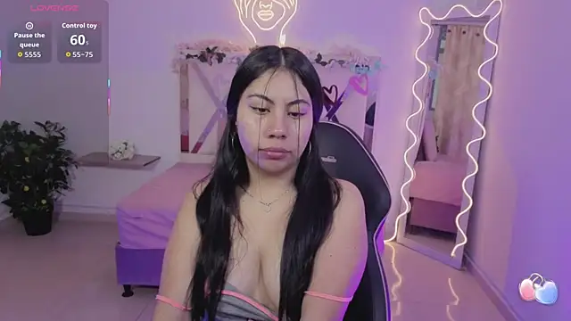 ZURY TAY online show from January 10, 2026, 11:45 am