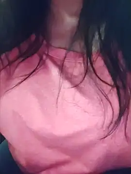 MIA LO VE online show from May 7, 2026, 6:46 pm