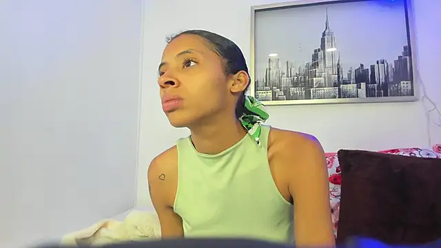 Snapshot of sarah_ashbourne chatting on October 8, 2025, 12:03 pm sarah ashbourne online show from October 8, 2025, 12:03 pm